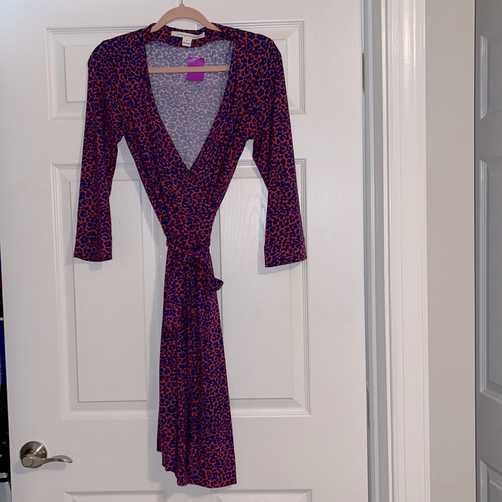 GORGEOUS DIANE VON FURSTENBERG WRAP DRESS!!🎉🎉